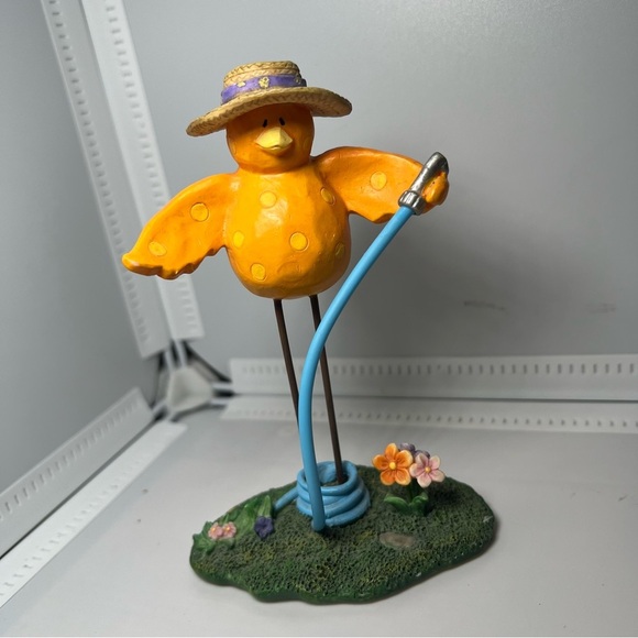 RUSS BERRIE TWEET ALONG WITH ME Yellow Gardening Yardbird FIGURINE 11679 - Picture 1 of 5